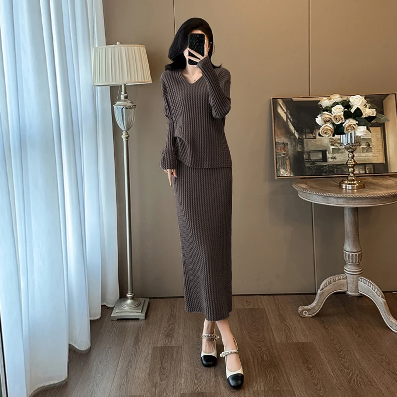 冬季高级感穿搭一整套时尚减龄修身显瘦针织毛衣半身裙两件套装女