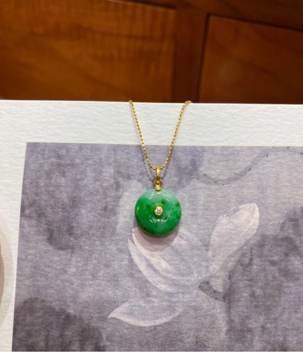 天然缅甸翡翠阳绿平安扣吸睛高级（不含链）