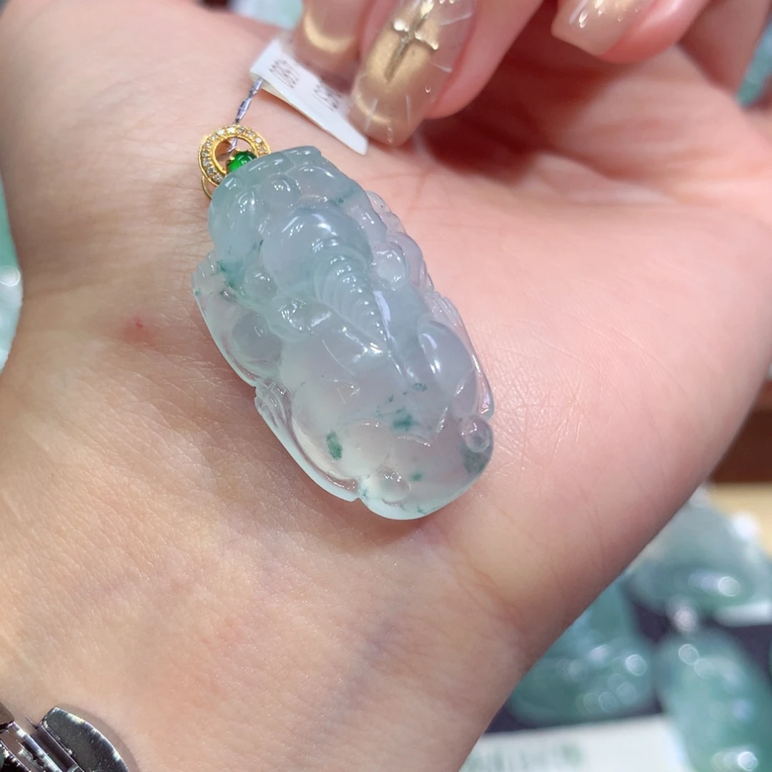 吊坠(不含链)18K金镶嵌翡翠