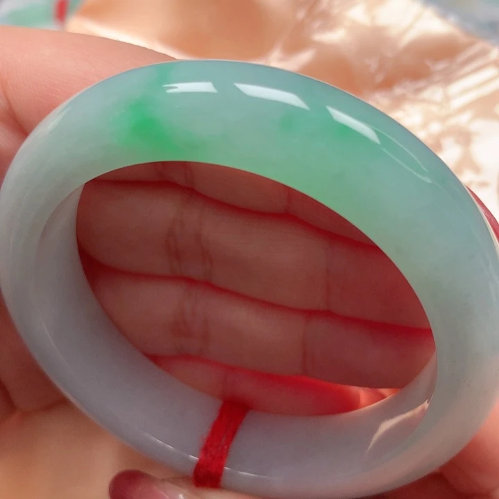 翡翠手镯未镶嵌冰胶阳绿4强推