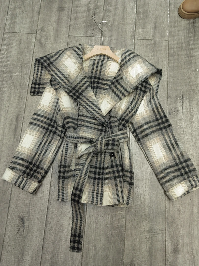 格子海军领腰带羊绒