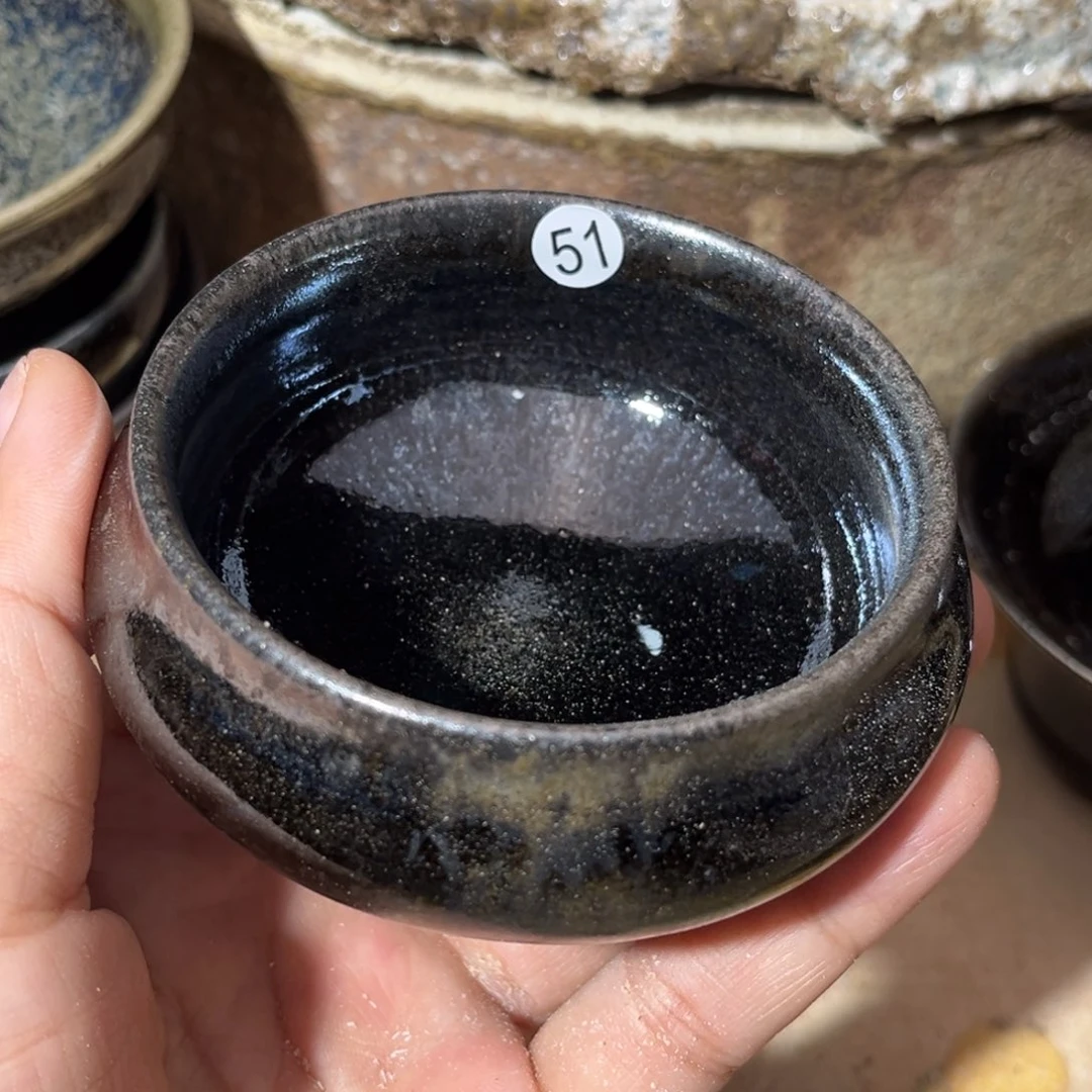 茶盏义兴龙窑坚持真柴烧落灰烧