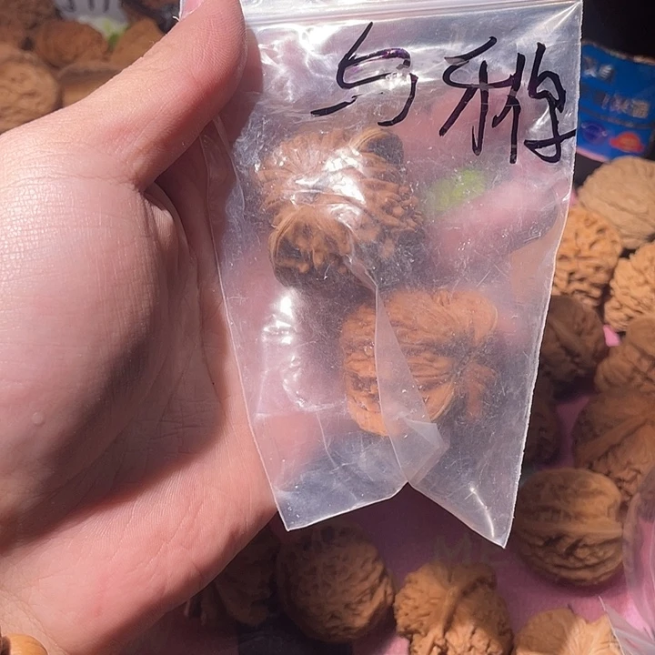 乌***鸦文玩核桃吊坠福利