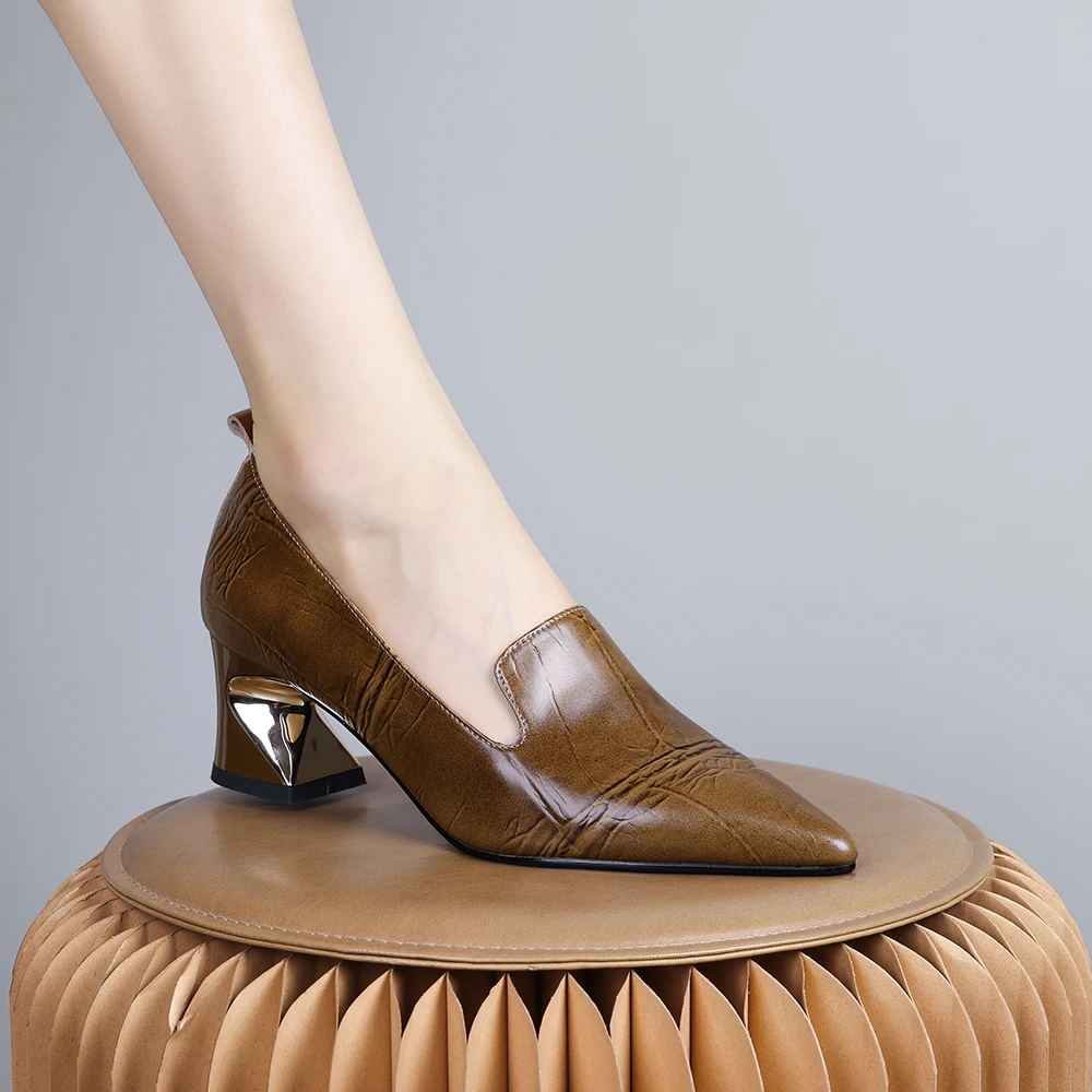 2024年新款欧美设计深口单鞋显瘦高级感女鞋优雅气质粗跟女鞋0204