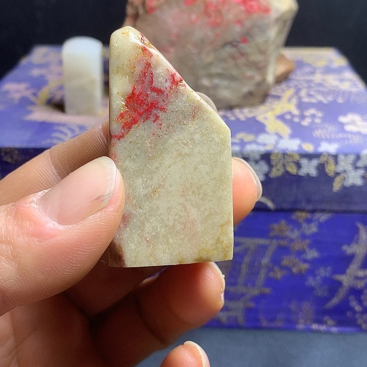 昌化石昌化鸡血石原石一件