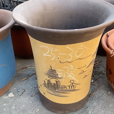 紫砂中国宜兴紫砂花盆＂