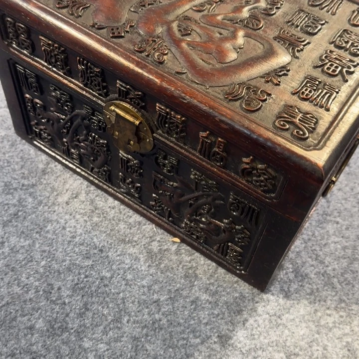 贡木箱的的的的的