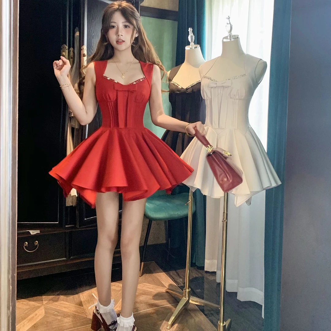 艾日秀夏季法式千金风纯欲小众蝴蝶结高级气质收腰连衣裙女G0300