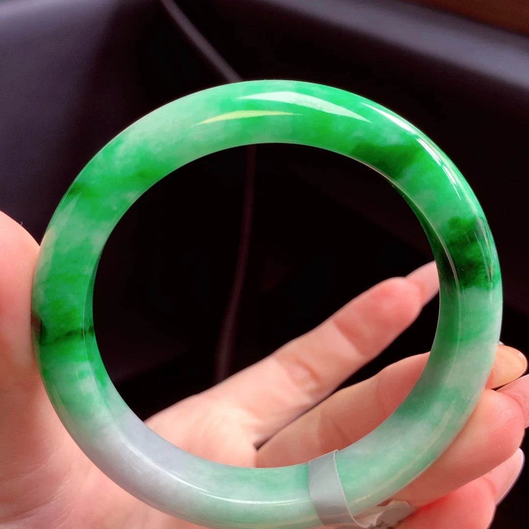 翡翠未镶嵌手镯翡翠