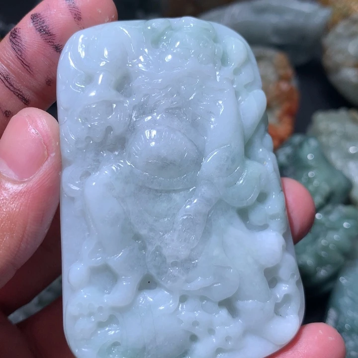 翡翠未镶嵌颈饰保真天然a货翡翠