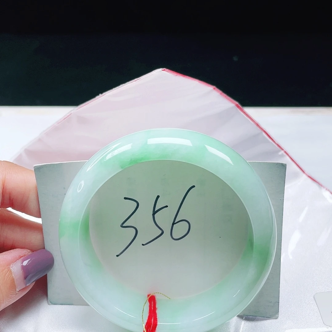 翡翠未镶嵌手镯缅甸翡翠58+