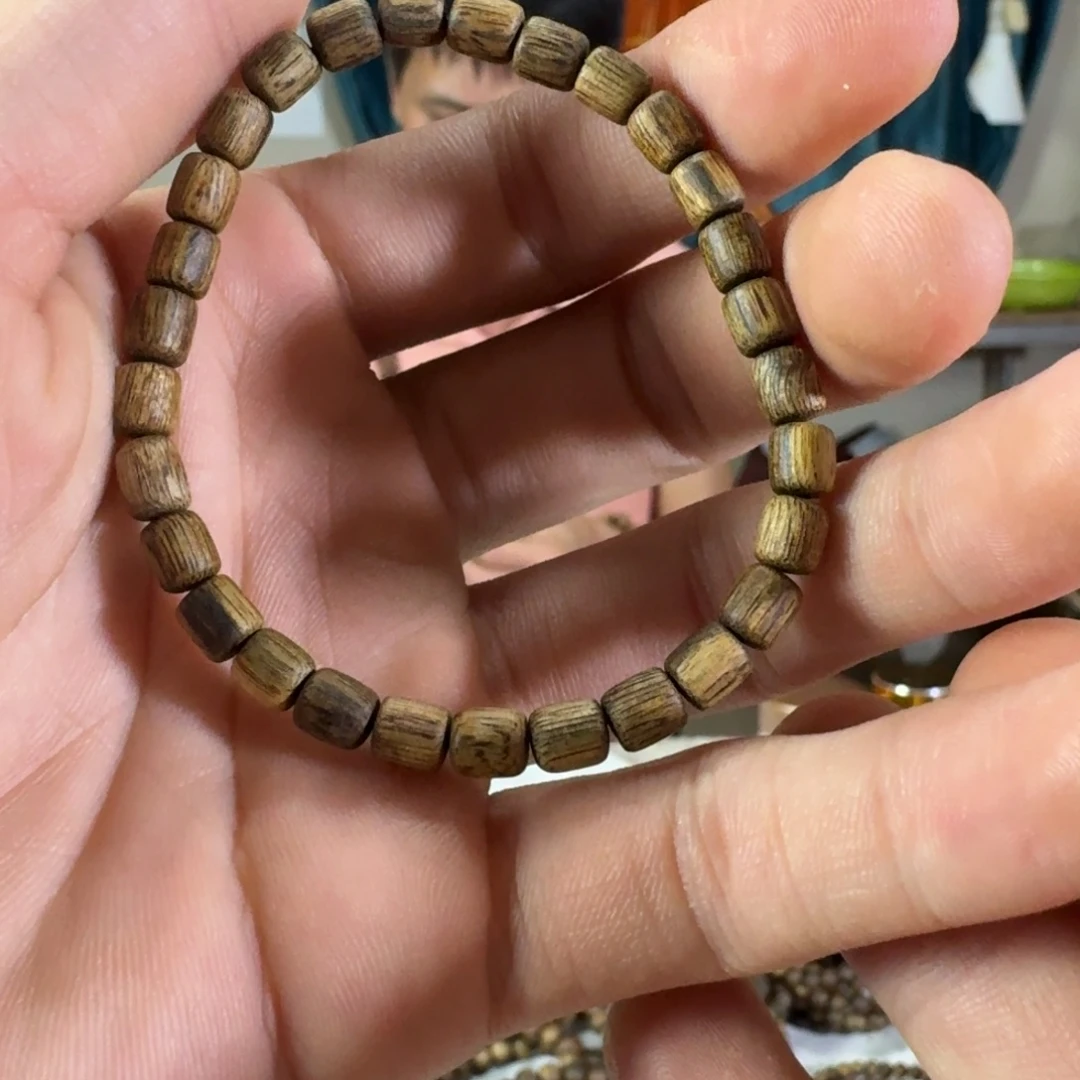用***1奇楠沉香手串卡0.5 2g桶珠