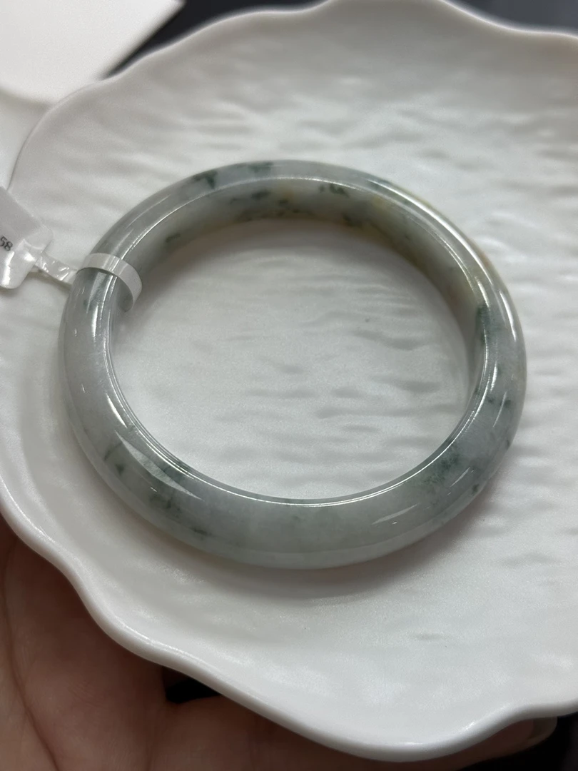 翡翠手镯@多样性发其一