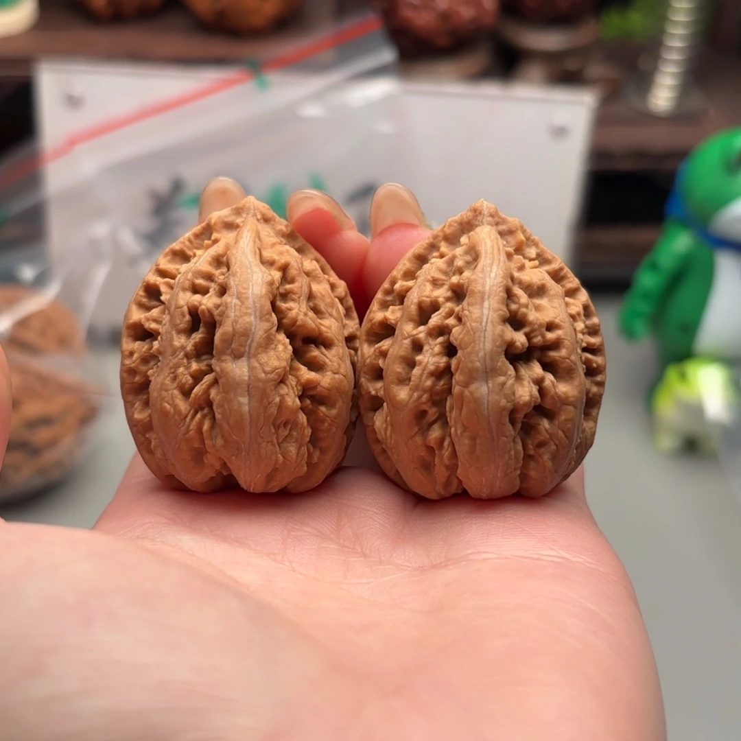 文玩核桃把件邱*生小楸千71