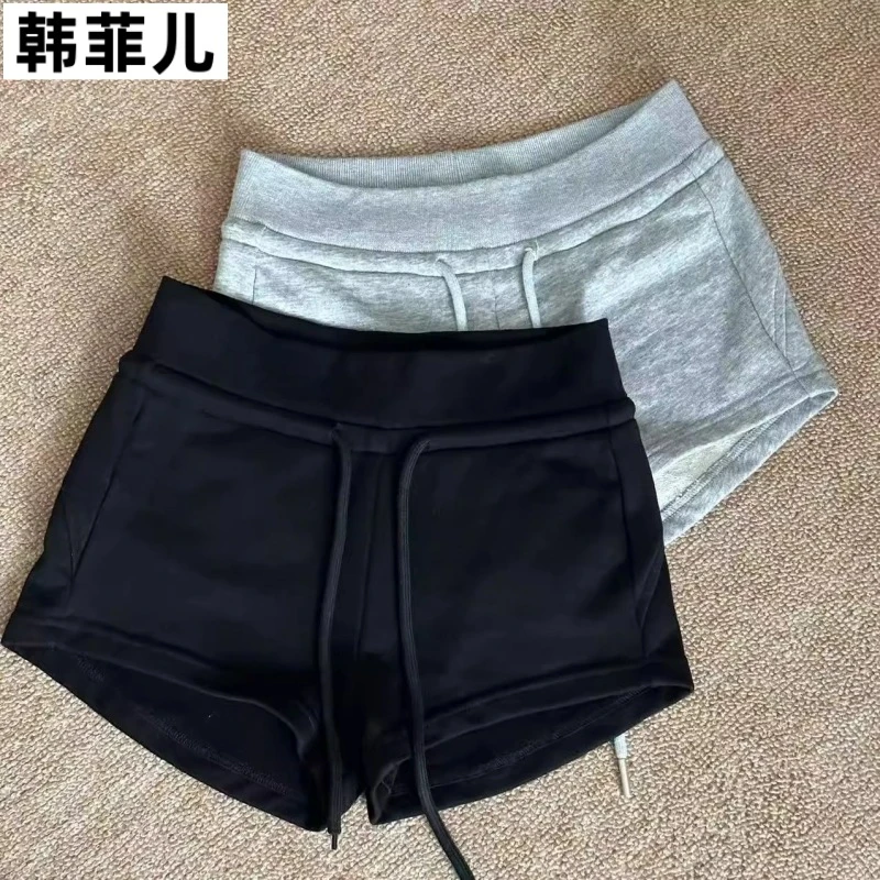 抖音质量休闲美式辣妹运动短裤子女2025夏季修身包臀显瘦中腰热裤