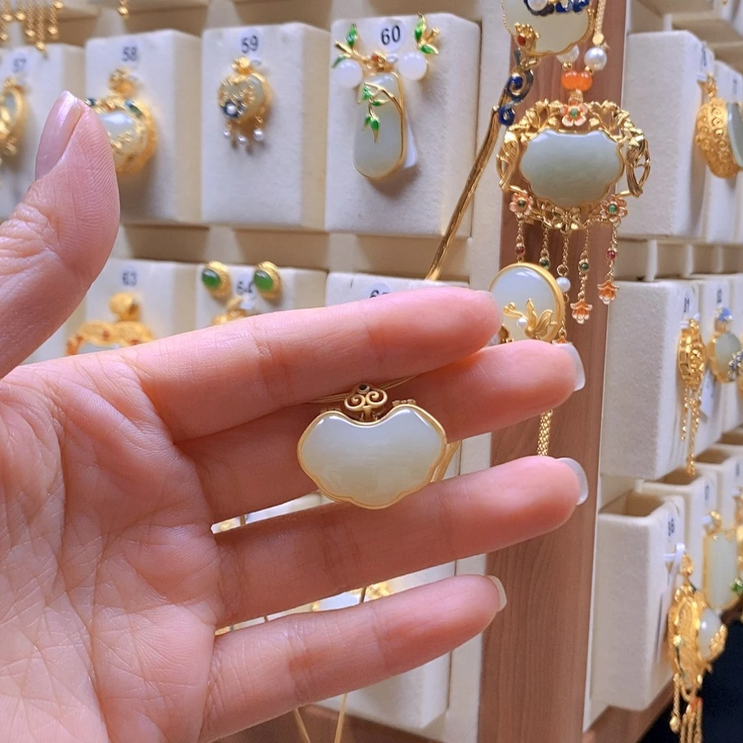 和田玉银S925镶嵌颈饰