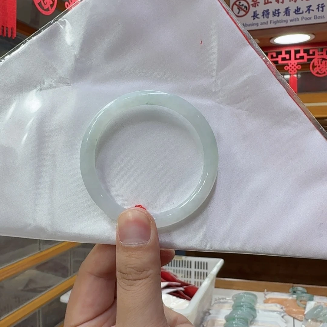 翡翠手镯未镶嵌买断