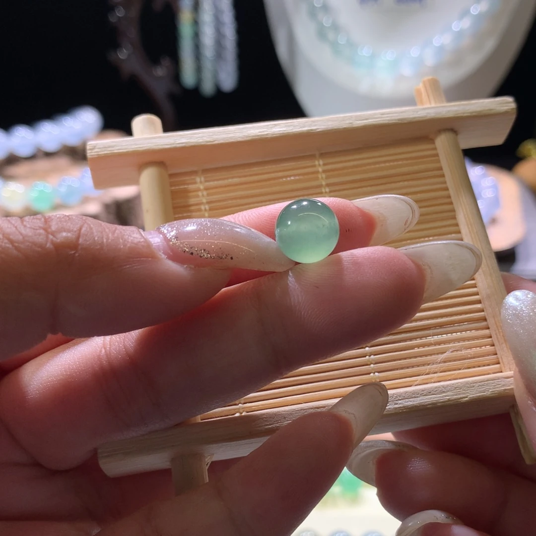 未镶嵌手串翡翠卡10冰绿