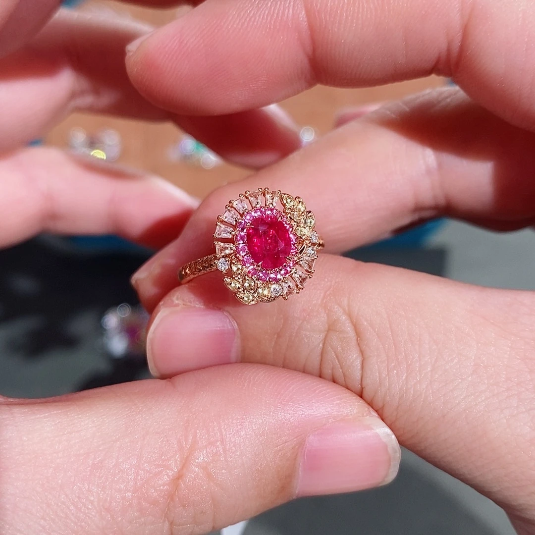 18K金镶嵌戒指红宝石缅甸鸽血红1.16ct