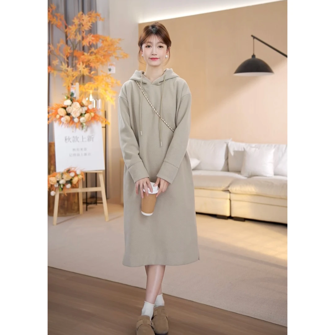 （周周小个子）秋季长袖连帽宽松中长款休闲韩版卫衣连衣裙-9726