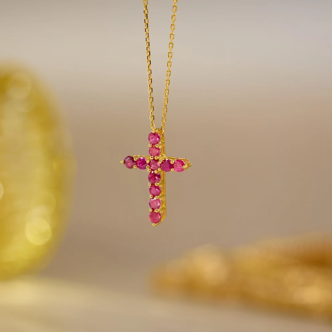 【玉峰珠宝】红宝石克罗心十字架项链（多样性发一）XB-H7216