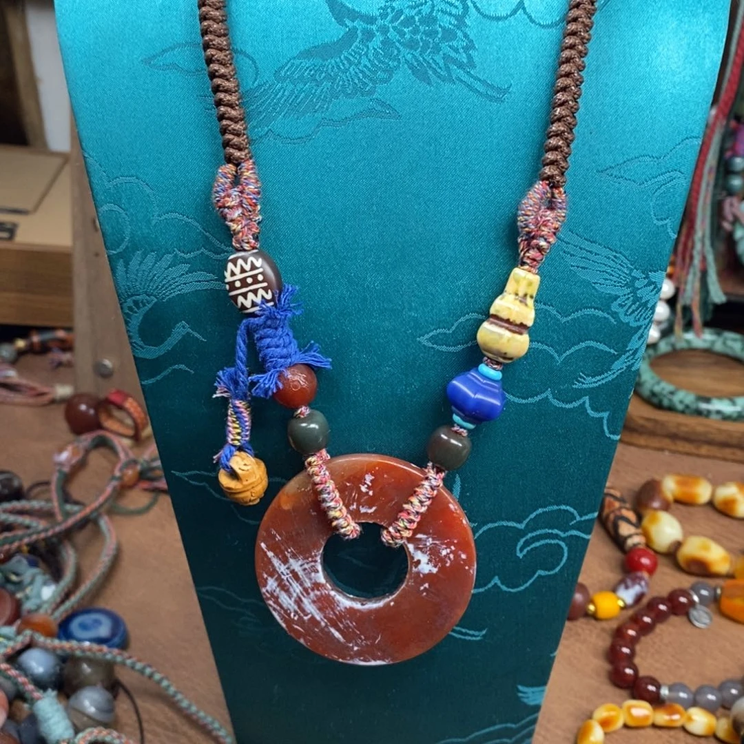 未镶嵌颈饰玛瑙/玉髓