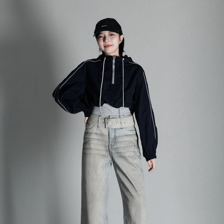 【商场同款新品】西町村屋休闲拼接连帽卫衣女春文艺上衣XAAA10569
