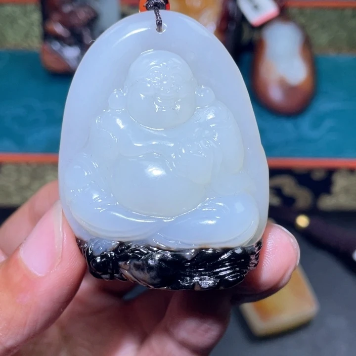 和田玉未镶嵌颈饰J