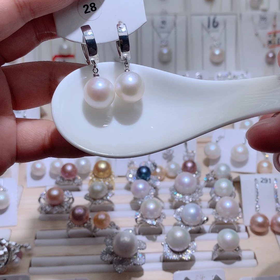 淡水珍珠未镶嵌耳饰CC12.6mm