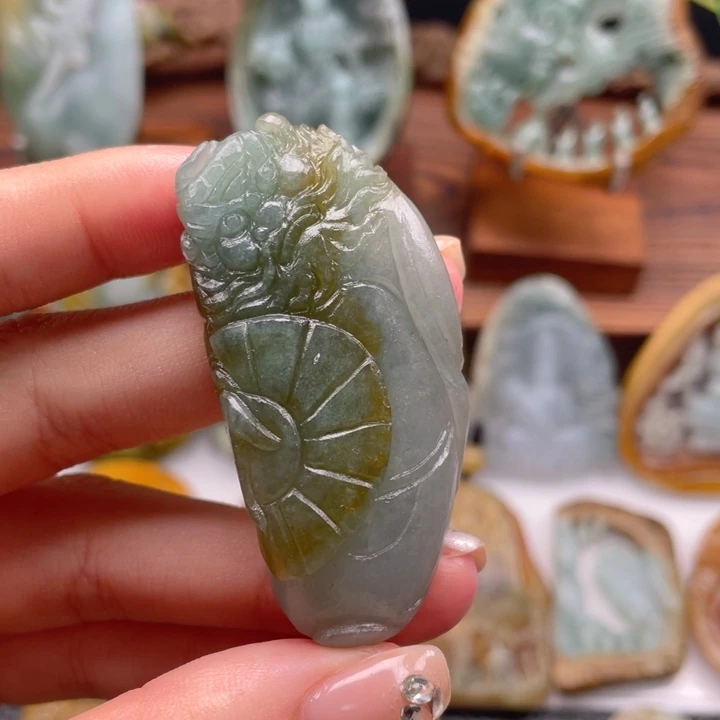 定制翡翠未镶嵌翡翠