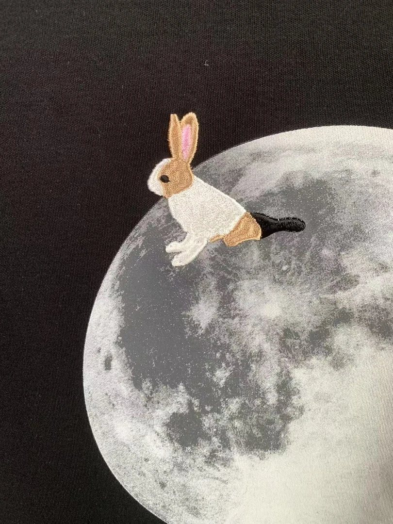 包嫂-【W078荣耀黑月亮兔】2025年新T恤重工百搭春夏季款短袖半袖