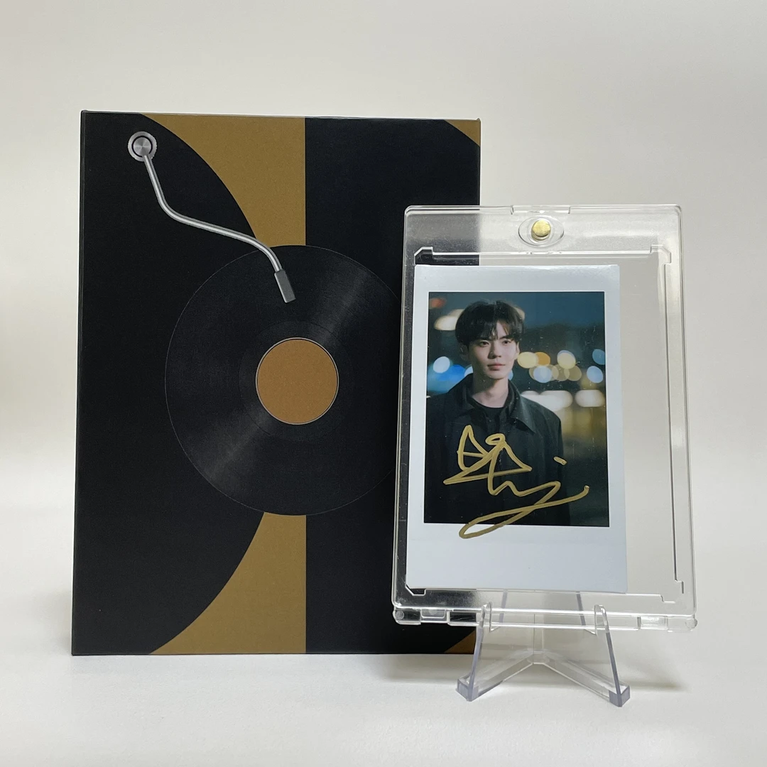 A6586【毕雯珺】白边 正品签名3寸拍立得照片