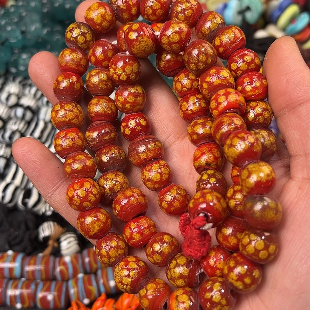 琉璃非金属橘红色亮黄色