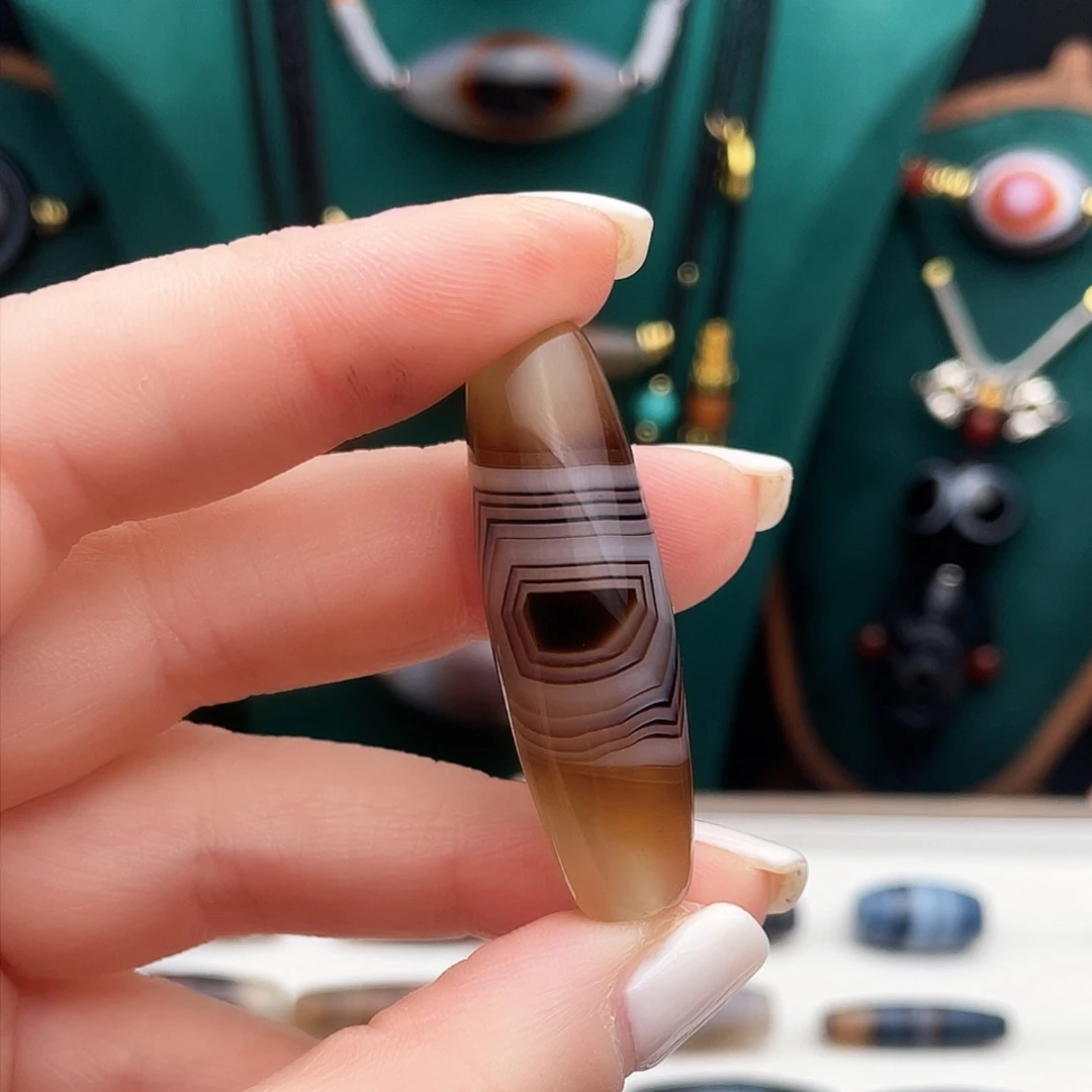 玛瑙/玉髓未镶嵌珠宝半成品