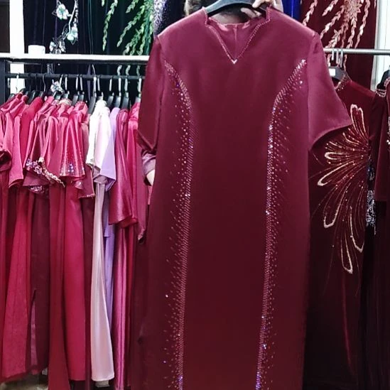 枣红色醋酸品牌v领重工中长连衣裙2xl120斤左右