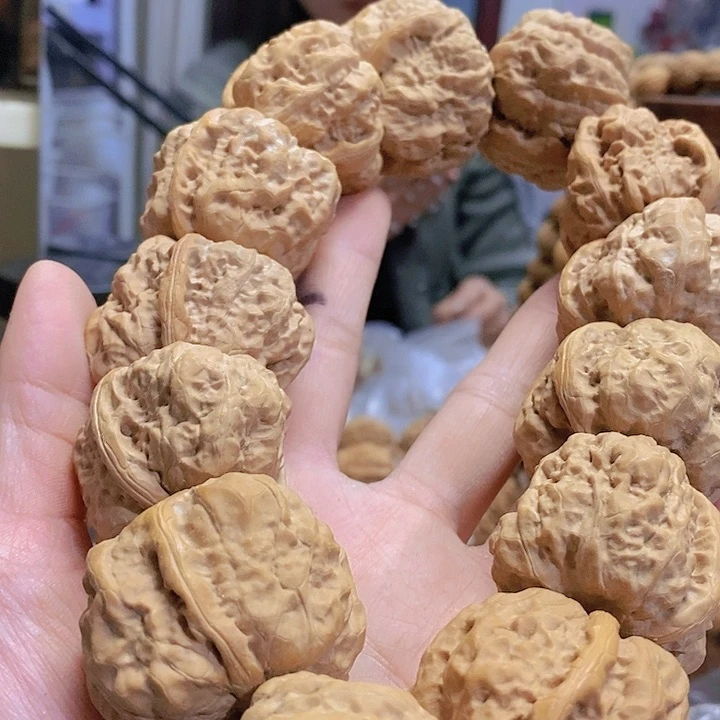 【闪购商品】文玩核桃把件35蛤蟆头手持身有黄
