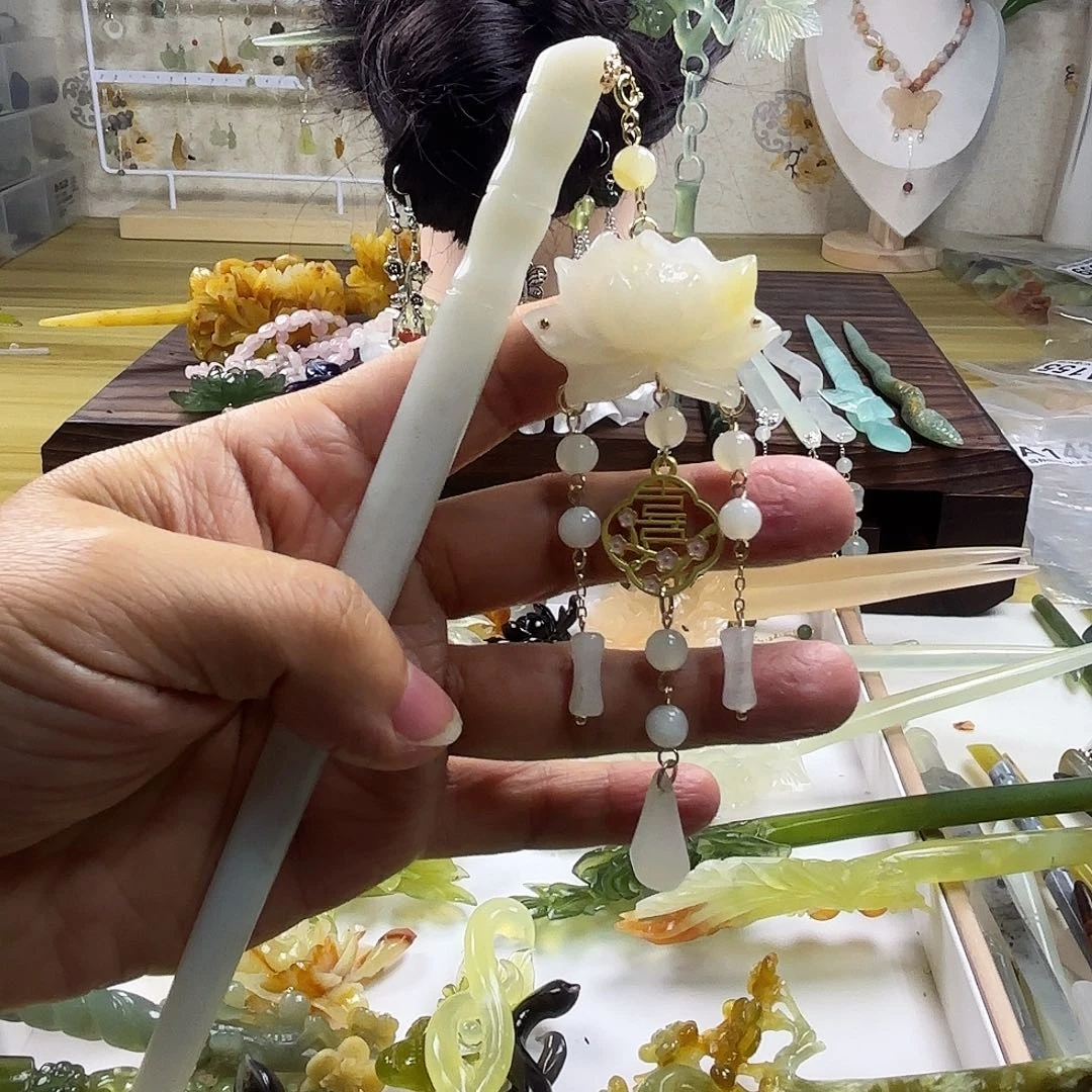 蛇纹石玉发饰合金