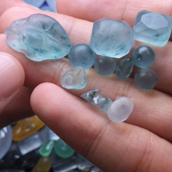 未镶嵌定制翡翠挂件