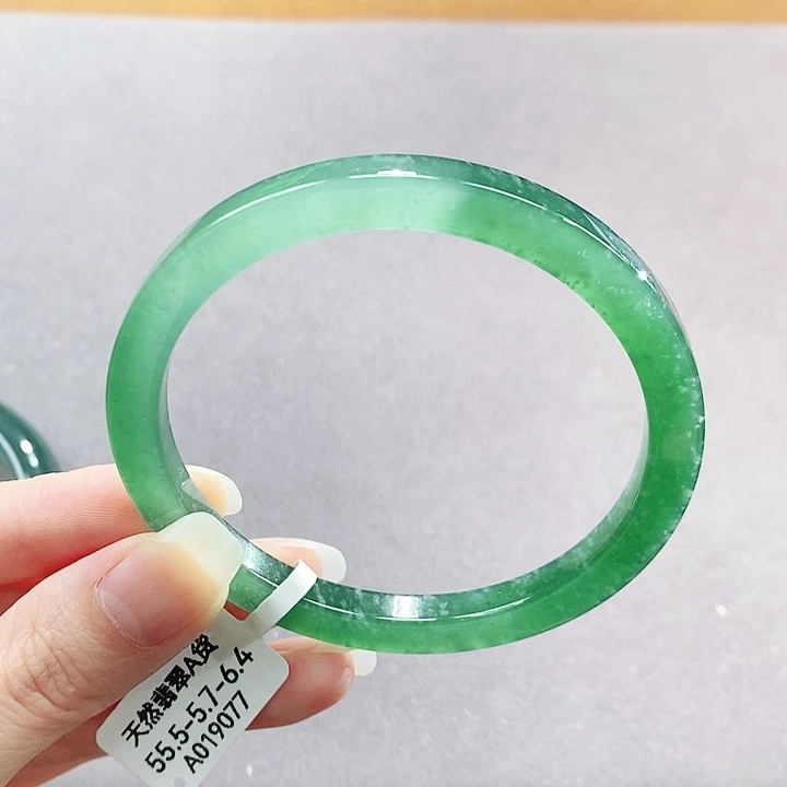 【闪购商品】未镶嵌手镯翡翠