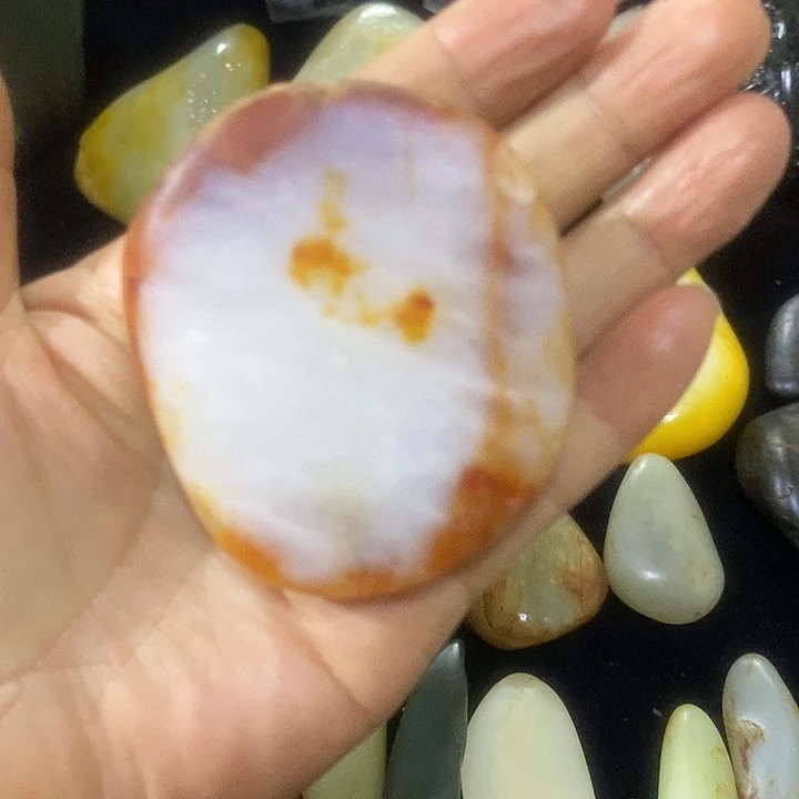 未镶嵌和田玉（糖玉）挂件
