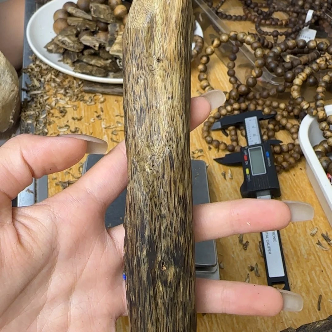 沉香碎屑沉香海南莺歌绿树心虫漏37g