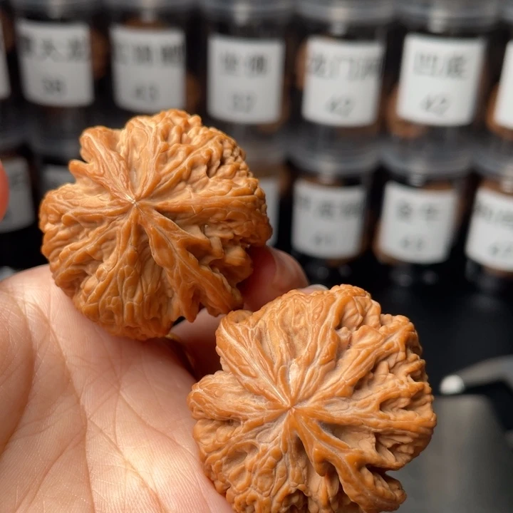 碎***两把件文玩核桃全品44粗筋