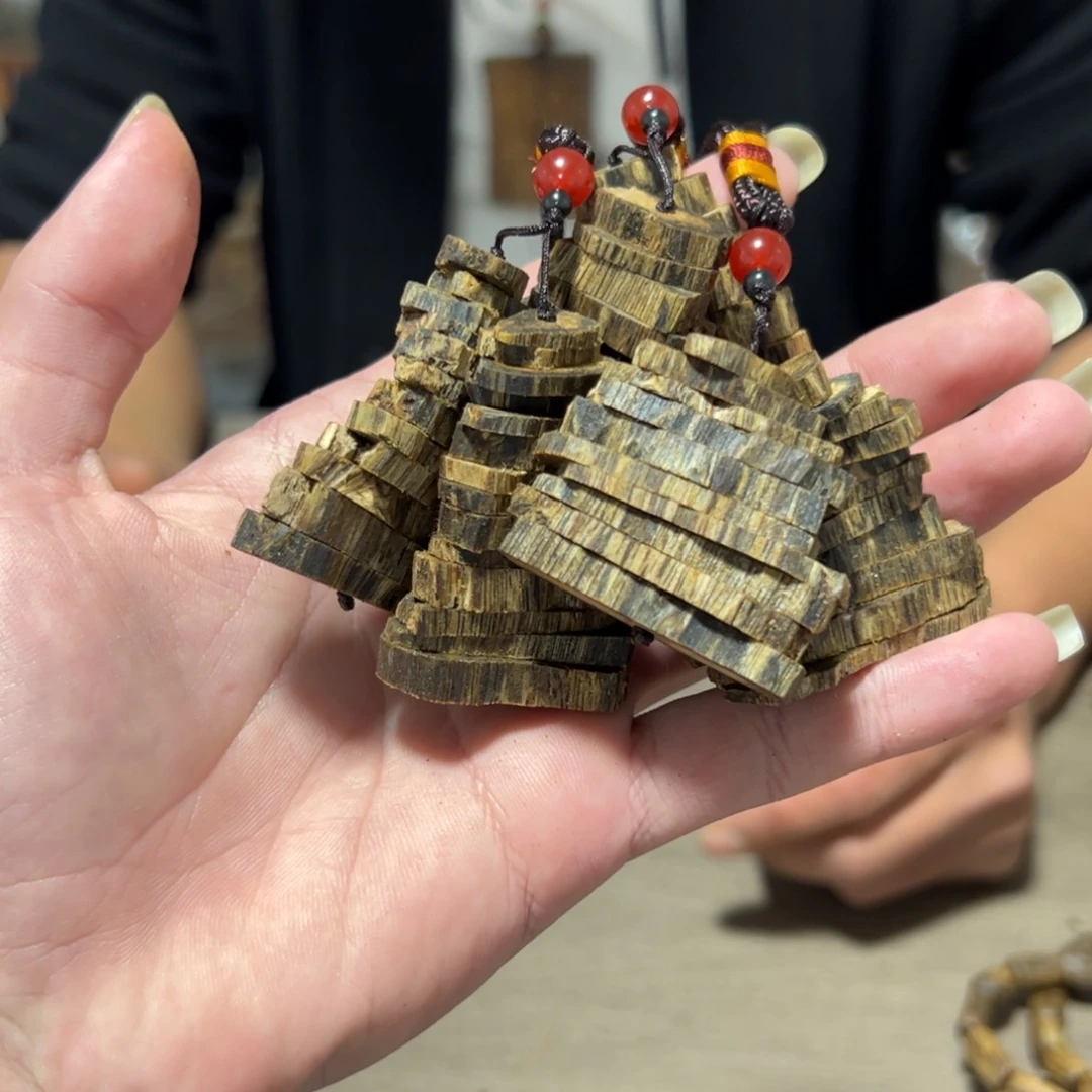 沉香木吊坠车挂17克多样发1