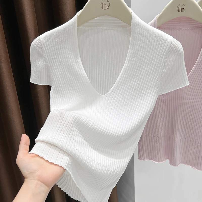 时尚白色设计感修身T恤上衣女夏季2025新款气质V领软糯短袖针织衫