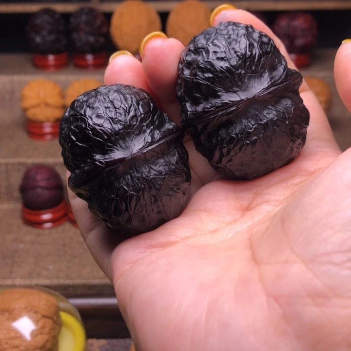 把件橄榄核20玉罗汉地闷44尺