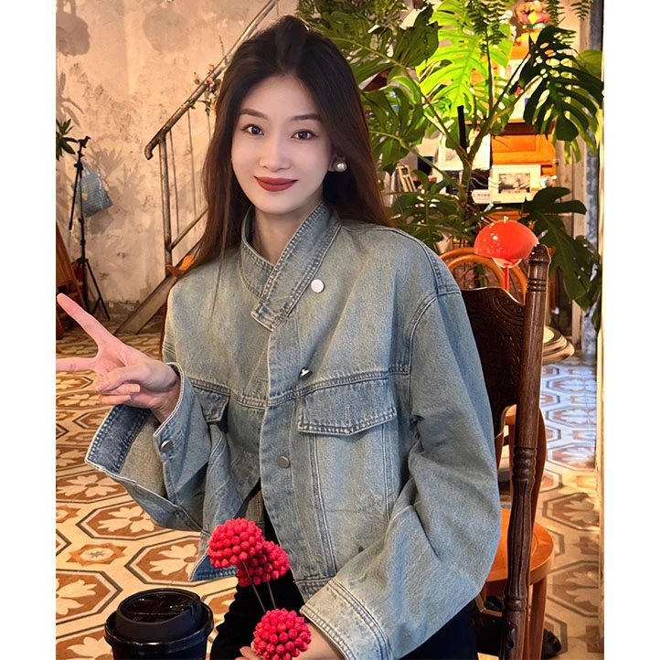 牛仔外套女短款2025年春季宽松小个子设计感小众盐系立领夹克上衣