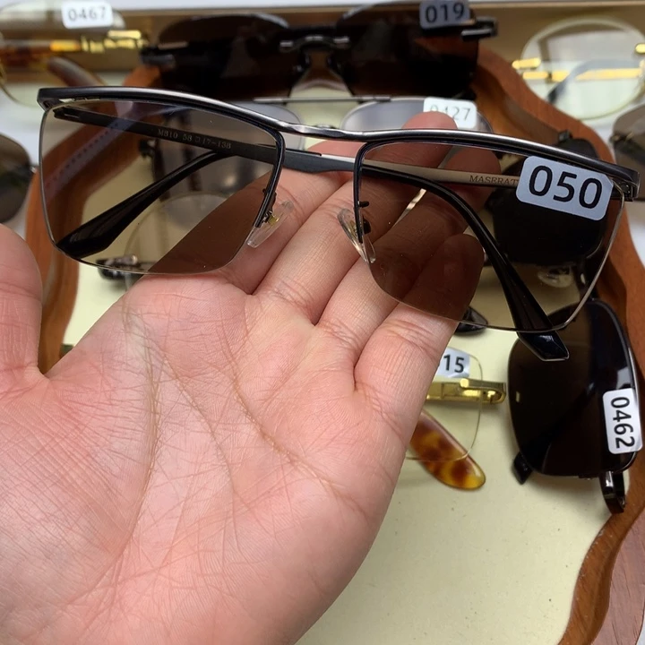 顺***利分体款半框茶水晶050