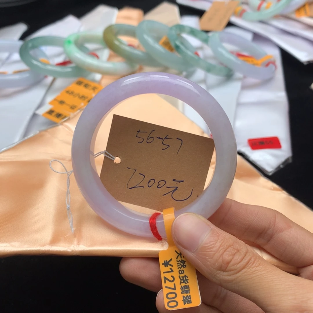 翡翠未镶嵌手镯手镯