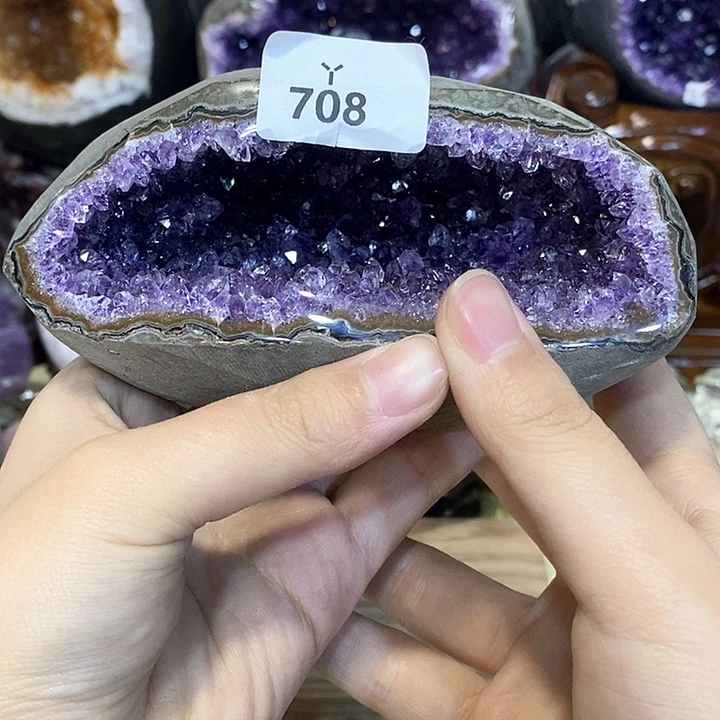 未镶嵌水晶大型摆件（非配饰）