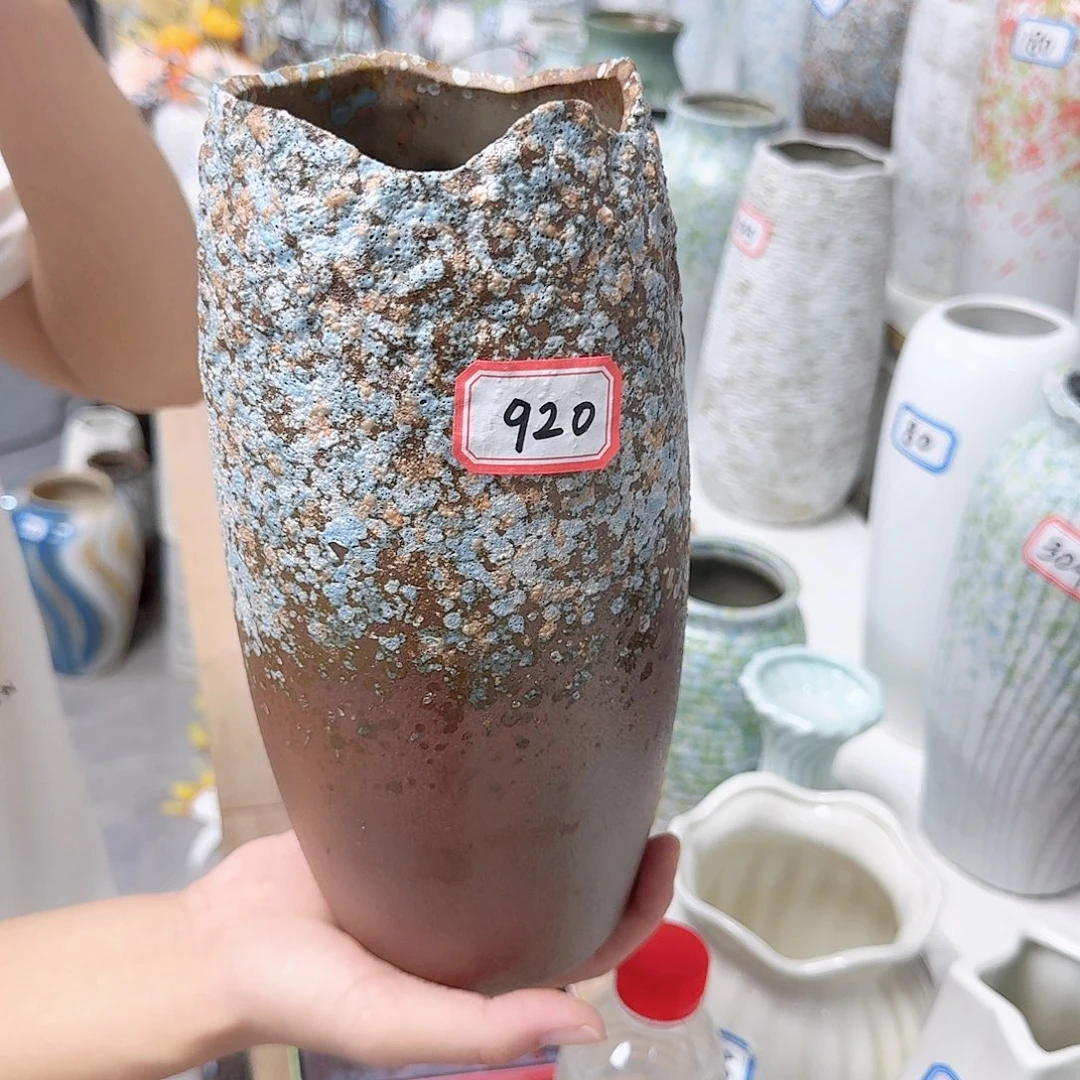 920号陶瓷高24厘米一个